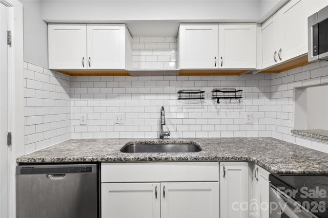 1612 Sharon Road W 67, Charlotte, NC 28210