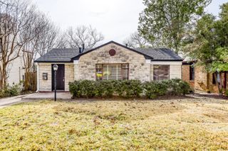 6918 Vivian Avenue, Dallas, TX 75223