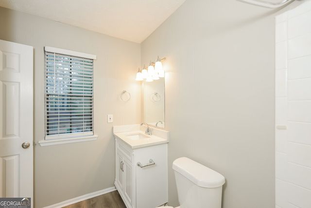 1053 Mainstreet Lake Drive, Stone Mountain, GA 30088