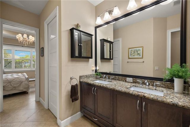 7014 DOMINICA DR, Naples, FL 34113