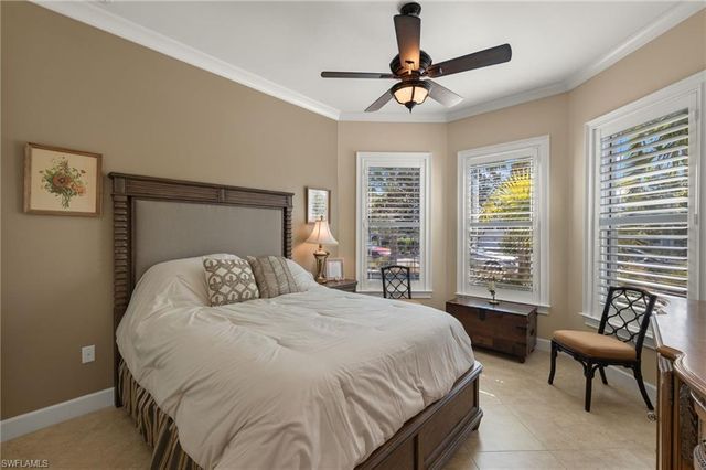 7014 DOMINICA DR, Naples, FL 34113