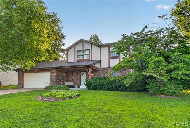 29 Marilyn Circle, Fairview Heights, IL 62208