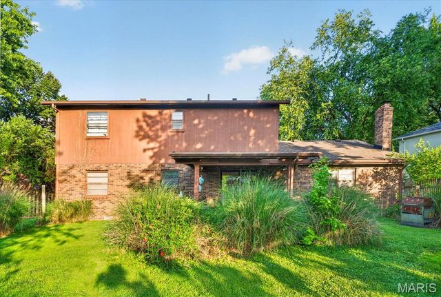 29 Marilyn Circle, Fairview Heights, IL 62208