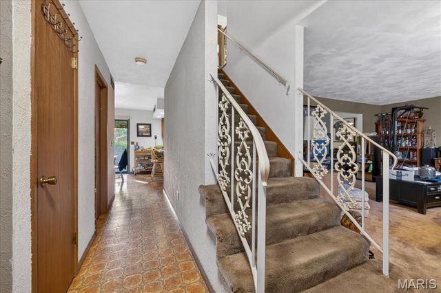 29 Marilyn Circle, Fairview Heights, IL 62208