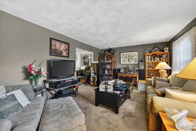 29 Marilyn Circle, Fairview Heights, IL 62208