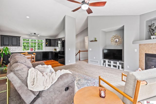 16083 Browne Street, Omaha, NE 68116