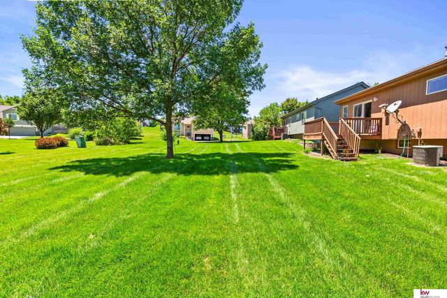 16083 Browne Street, Omaha, NE 68116