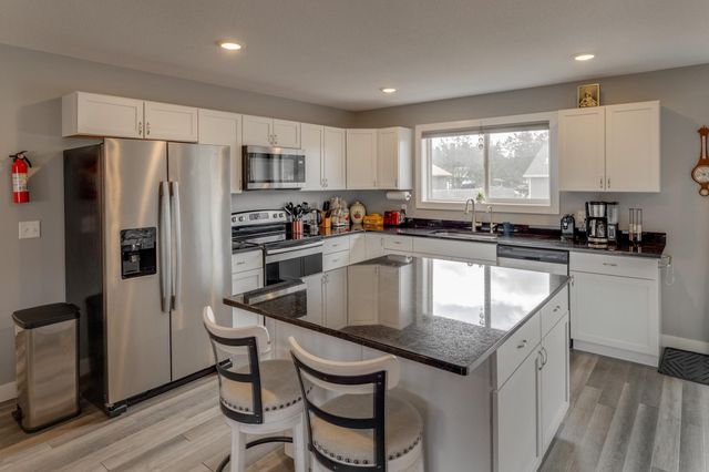 9103 3rd Avenue, Pequot Lakes, MN 56472