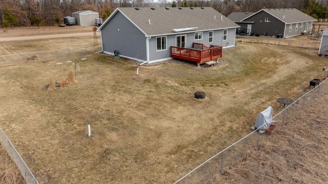9103 3rd Avenue, Pequot Lakes, MN 56472