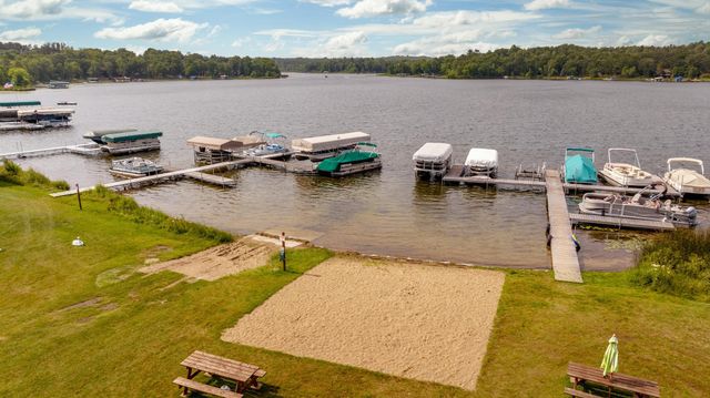 9103 3rd Avenue, Pequot Lakes, MN 56472
