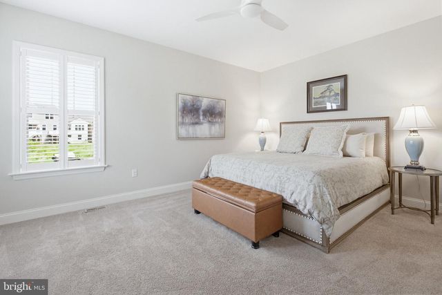 361 MEADOW ROSE DR, Lititz, PA 17543