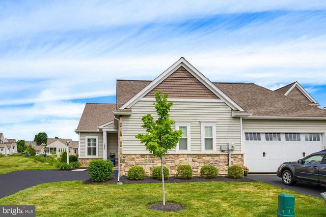 361 MEADOW ROSE DR, Lititz, PA 17543