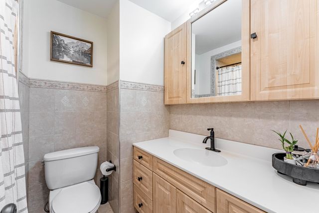 1531 N 9th Avenue, Melrose Park, IL 60160