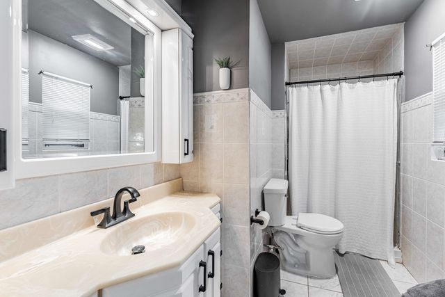 1531 N 9th Avenue, Melrose Park, IL 60160