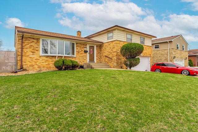 1531 N 9th Avenue, Melrose Park, IL 60160