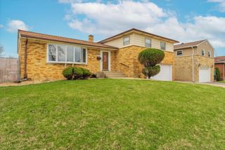 1531 N 9th Avenue, Melrose Park, IL 60160