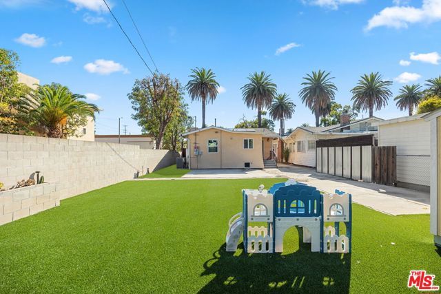 1619 W 39th Street, Los Angeles, CA 90062