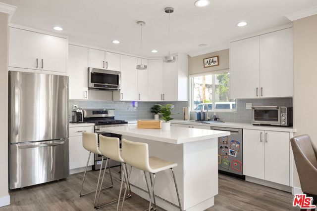 1619 W 39th Street, Los Angeles, CA 90062