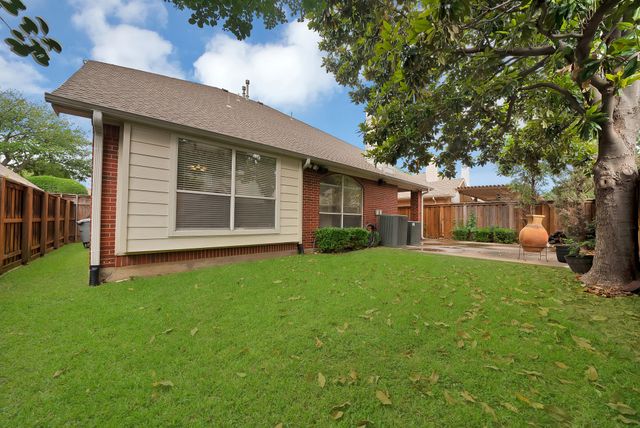 18638 Tall Oak Drive, Dallas, TX 75287