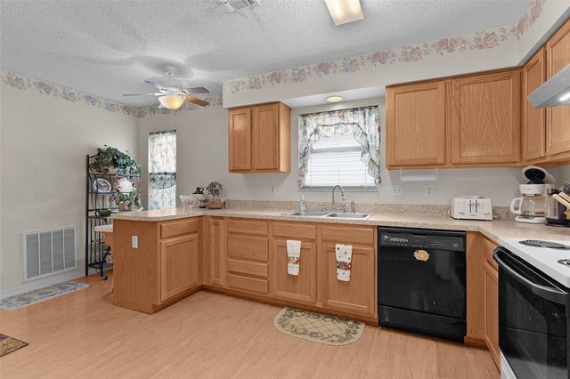 413 WESTWOOD DRIVE, Leesburg, FL 34748