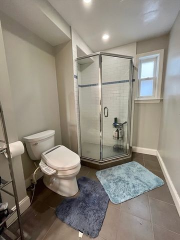 39 Selkirk Road 39, Boston, MA 02135