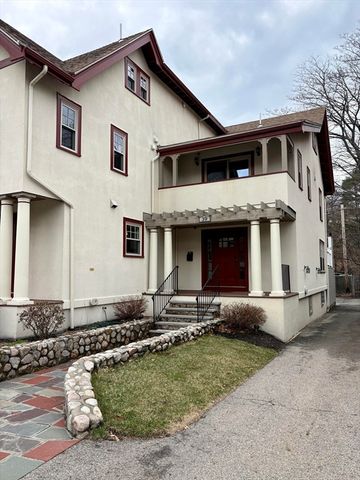 39 Selkirk Road 39, Boston, MA 02135