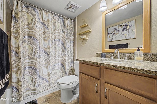 200 E SOUTHERN Avenue 204, Tempe, AZ 85282
