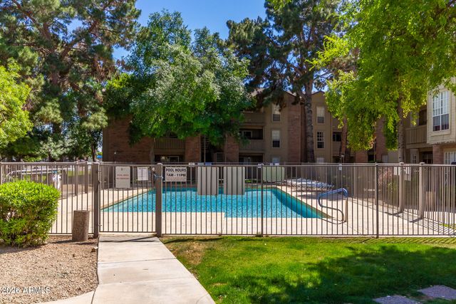200 E SOUTHERN Avenue 204, Tempe, AZ 85282