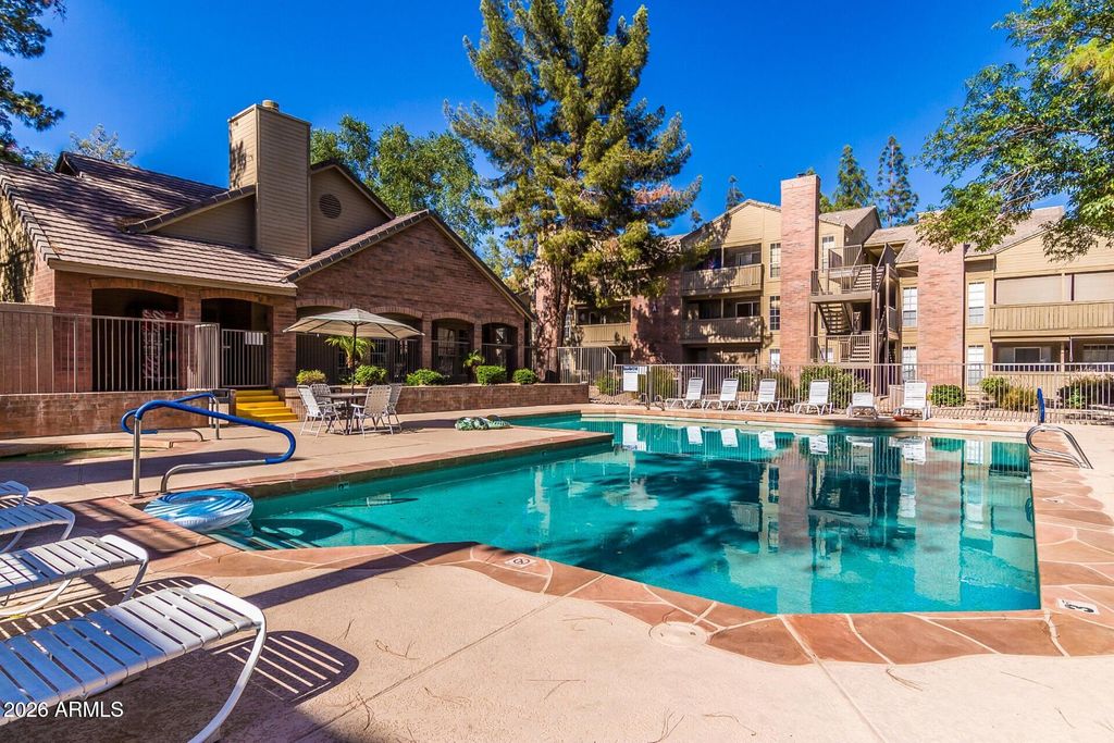 200 E SOUTHERN Avenue 204, Tempe, AZ 85282