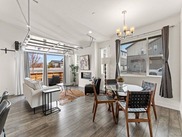 19515 E Sunset Cir, Aurora, CO 80015