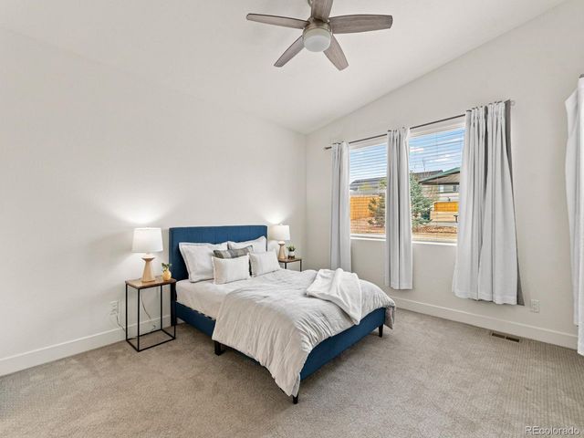 19515 E Sunset Cir, Aurora, CO 80015