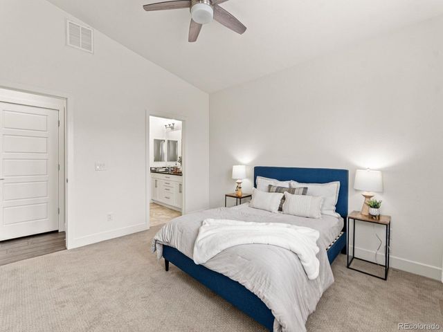 19515 E Sunset Cir, Aurora, CO 80015