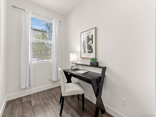 19515 E Sunset Cir, Aurora, CO 80015