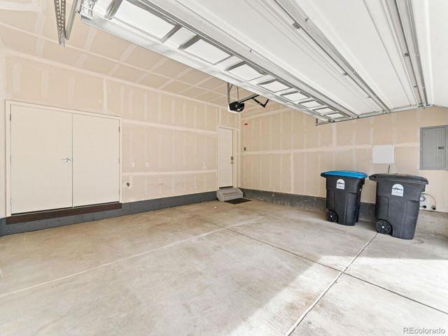 19515 E Sunset Cir, Aurora, CO 80015