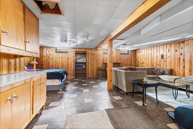 28506 Kimberly Lane, St Clair Shores, MI 48081