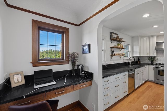 5505 Seward Park Avenue S, Seattle, WA 98118