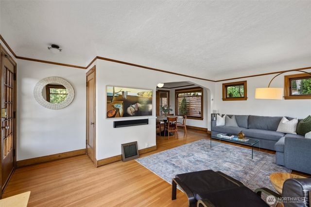 5505 Seward Park Avenue S, Seattle, WA 98118