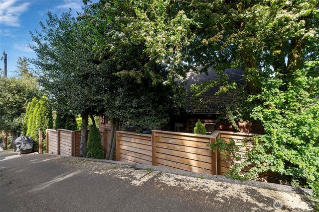 5505 Seward Park Avenue S, Seattle, WA 98118