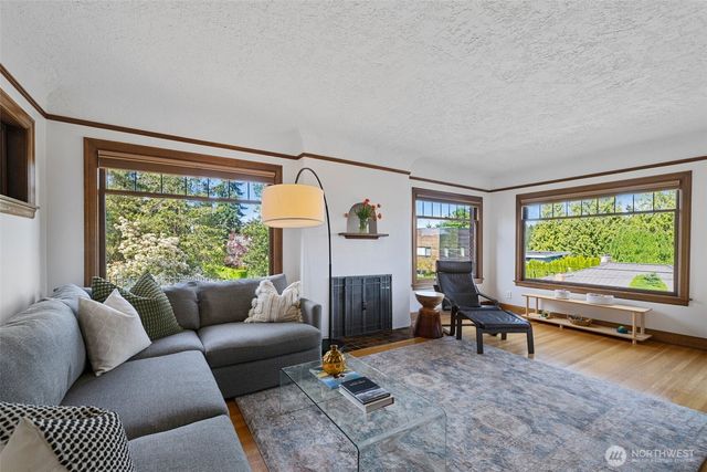 5505 Seward Park Avenue S, Seattle, WA 98118