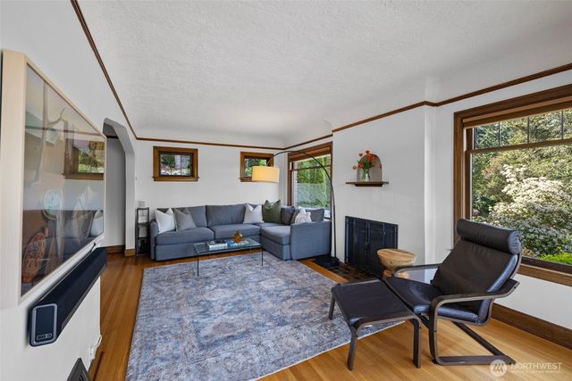 5505 Seward Park Avenue S, Seattle, WA 98118