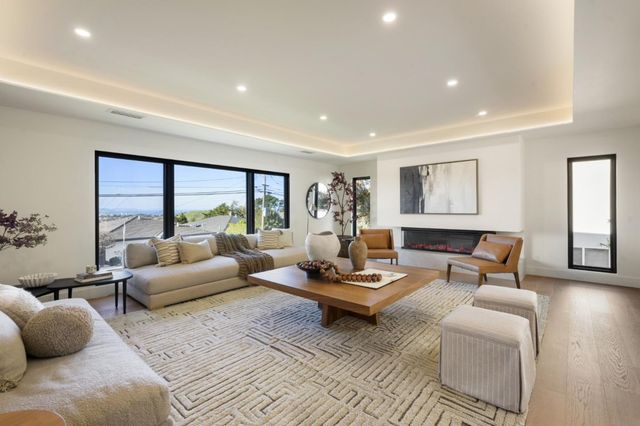 2741 Belmont Canyon Road, Belmont, CA 94002