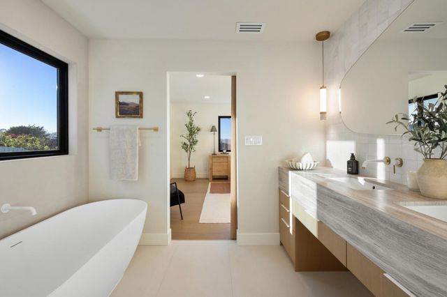 2741 Belmont Canyon Road, Belmont, CA 94002