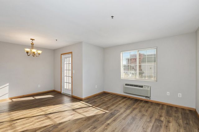 124 Bertram Drive A, Yorkville, IL 60560