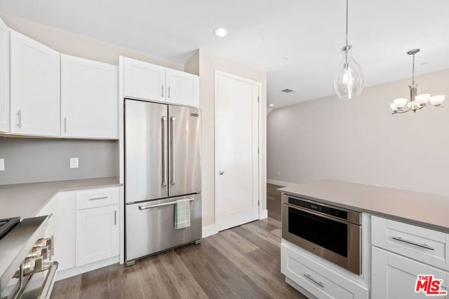 4428 Paxton Place Place, Calabasas, CA 91302