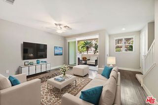 4428 Paxton Place Place, Calabasas, CA 91302