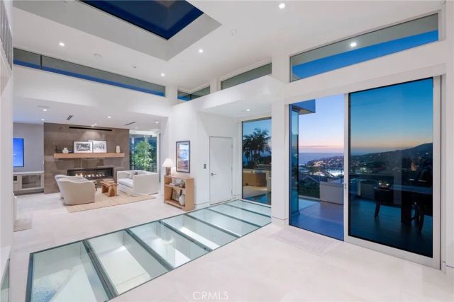 640 Temple Hills Drive, Laguna Beach, CA 92651