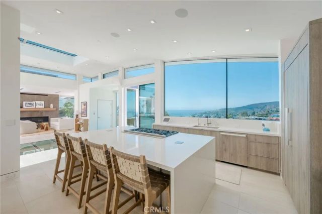 640 Temple Hills Drive, Laguna Beach, CA 92651