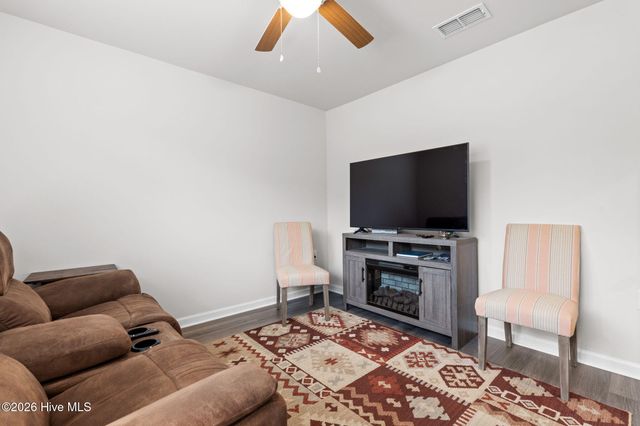 1081 Sharron Creek Drive, Shallotte, NC 28470