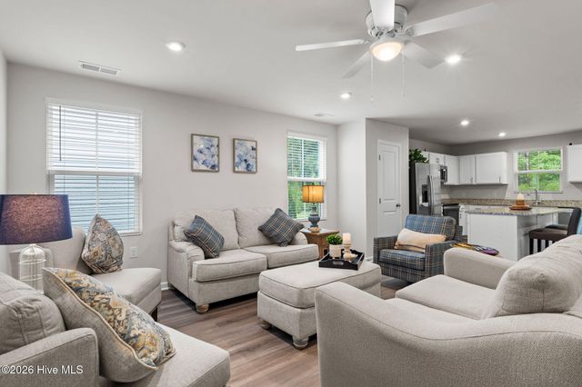 1081 Sharron Creek Drive, Shallotte, NC 28470
