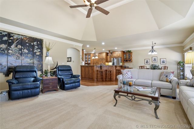 5711 E 110th Place, Tulsa, OK 74137